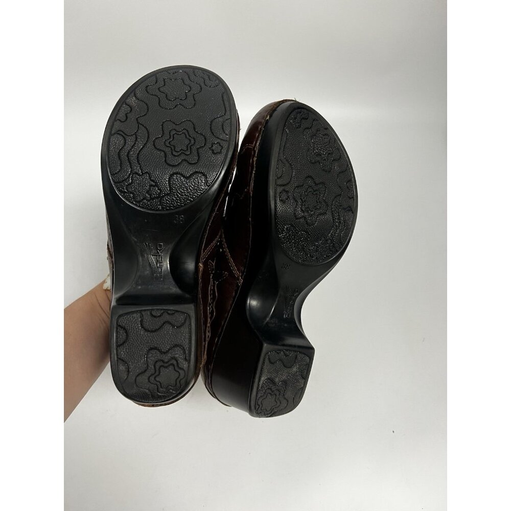 DANSKO Hailey Professional Staple Clog Mule Platform Nursing Shoe Studs 7.5-8 38 - Picture 5 of 10